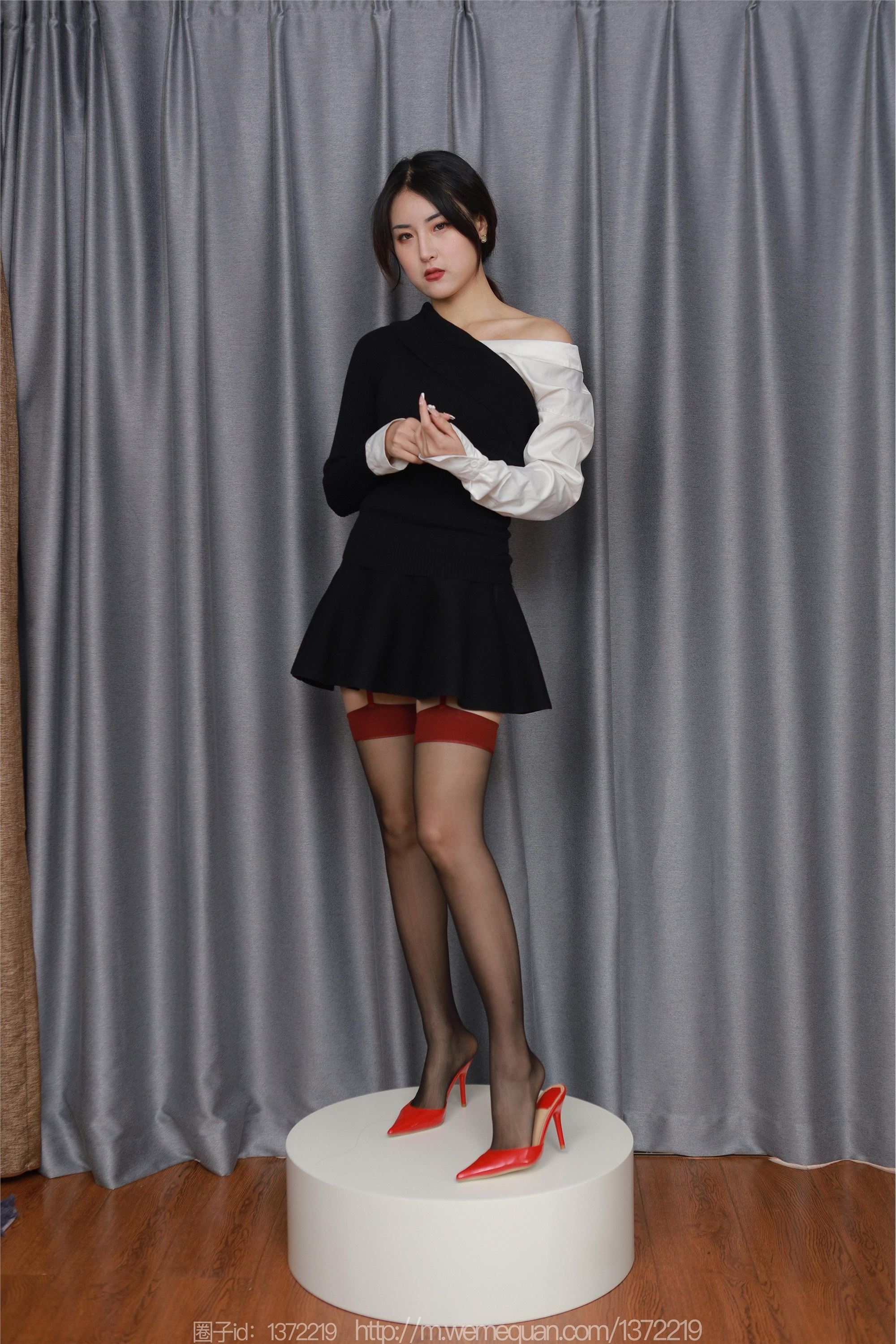 IESS异思趣向  2023.02.10 丝享家 1357 小宝《吊带情节》